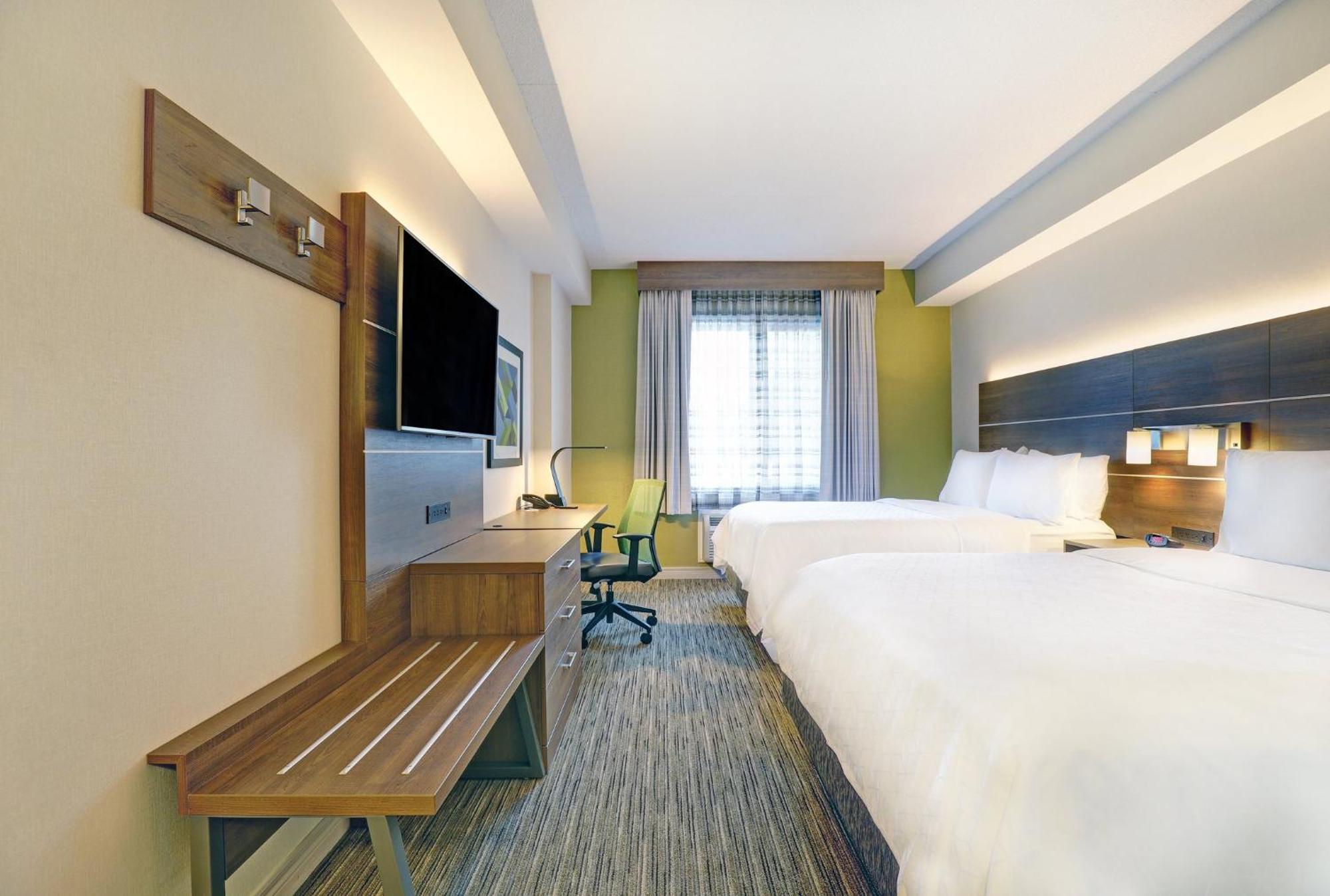 Holiday Inn Express Whitby Oshawa By Ihg Esterno foto