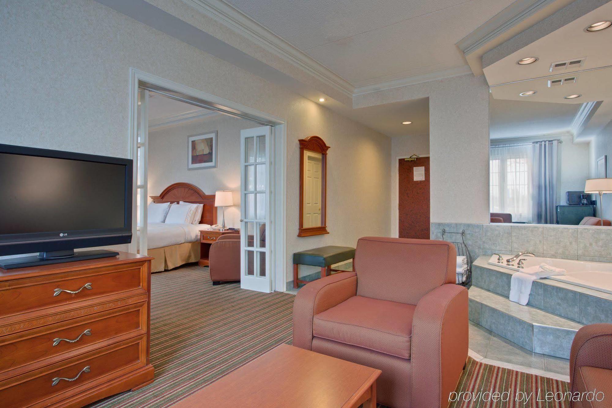 Holiday Inn Express Whitby Oshawa By Ihg Camera foto